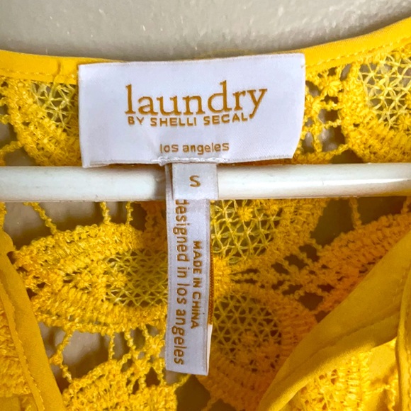 Yellow floral tank / dress shirt - Picture 4 of 4